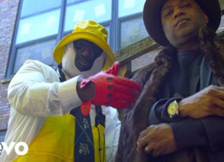 Dip Diver Deliver “Black Submarine”(Video)