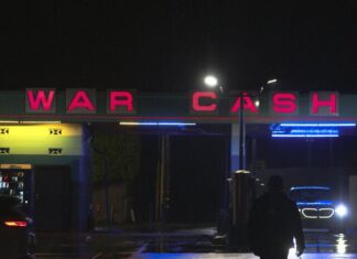 CRIMEAPPLE x Evidence Deliver “War Cash”(Album)ft. Blu, Monday Night