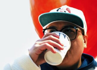 Magno Garcia Drinks “Coffee In Mosul”(Video)